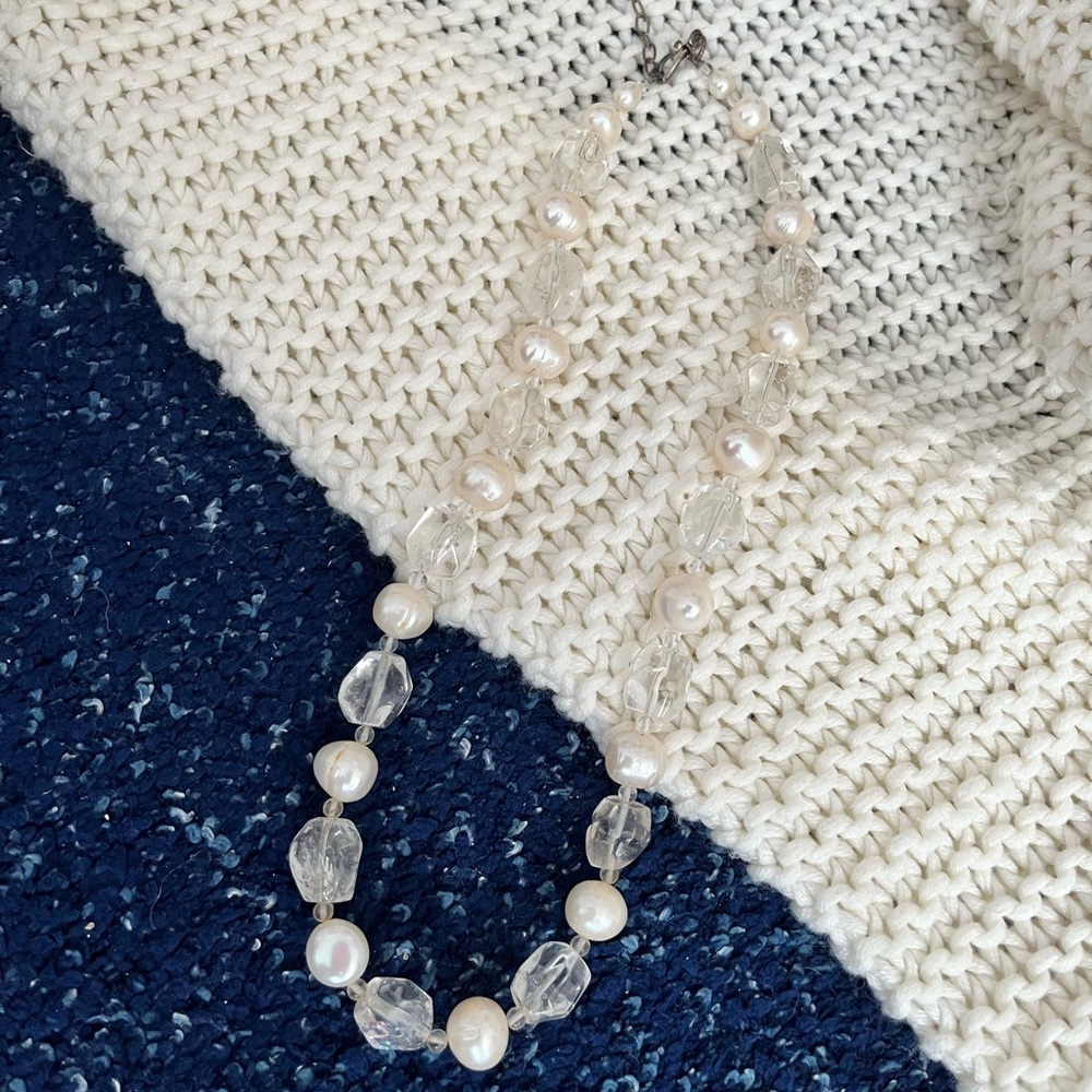 Elegant summer Crystal Quartz & Pearl Chunky Necklace (NWOT) – 12–15mm ✨